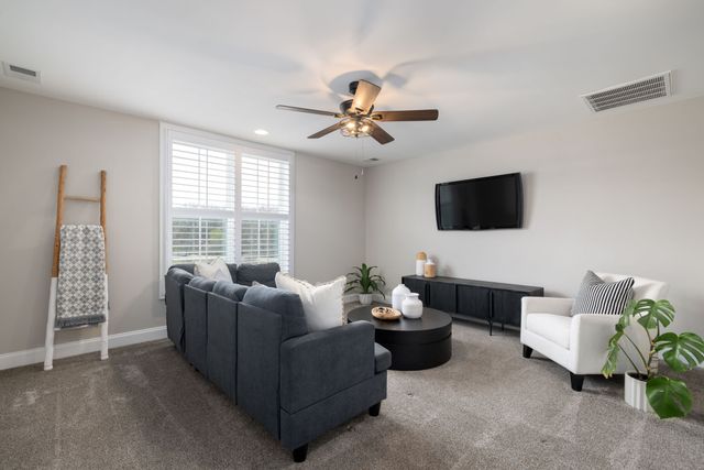 4828 Kintore Dr, Nolensville, TN 37135