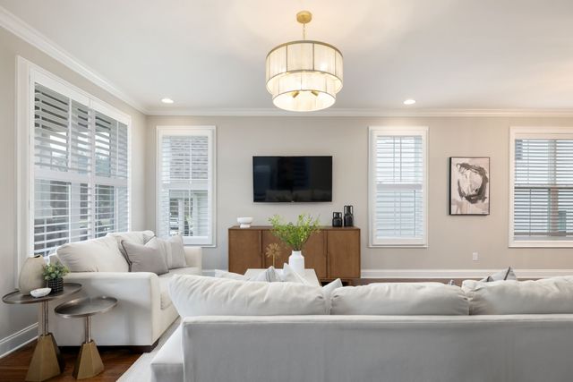 4828 Kintore Dr, Nolensville, TN 37135