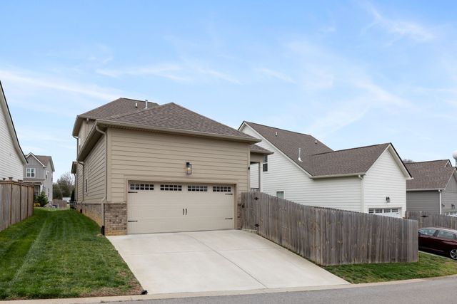 4828 Kintore Dr, Nolensville, TN 37135