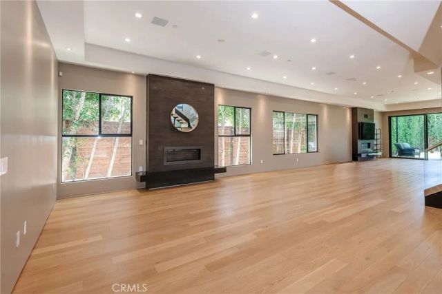 1643 S Carmelina, Los Angeles, CA 90025