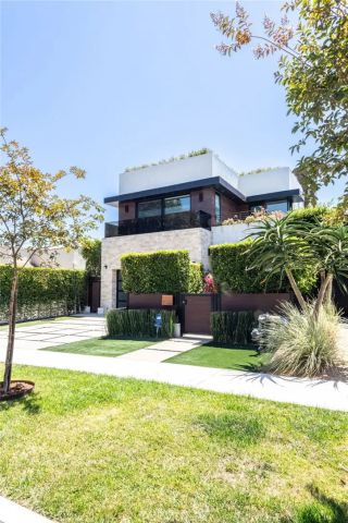 1643 S Carmelina, Los Angeles, CA 90025