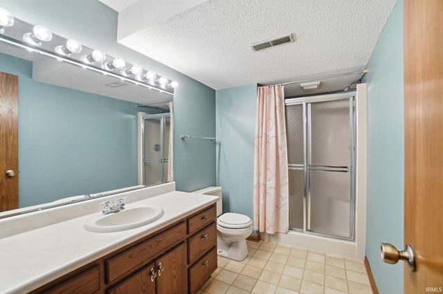7214 Wintergreen Drive, Fort Wayne, IN 46814