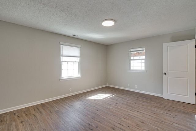 48 Vero Beach Street, Rossville, GA 30741