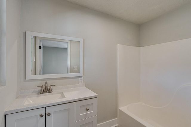 48 Vero Beach Street, Rossville, GA 30741