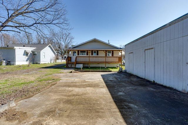 48 Vero Beach Street, Rossville, GA 30741