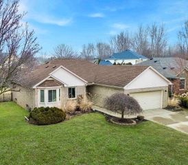 34145 Summerhill Lane, Chesterfield Twp, MI 48047