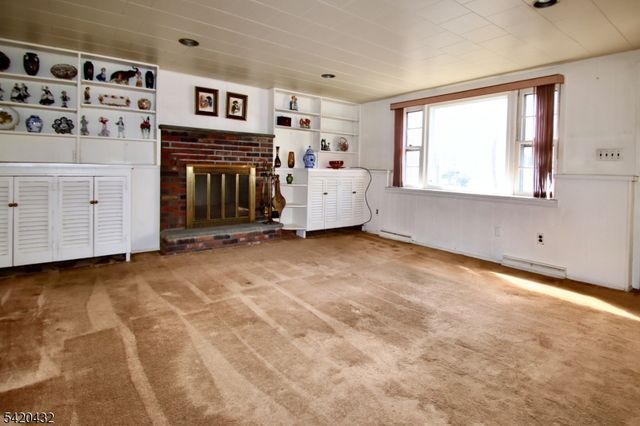 5 Dorothy St, Fair Lawn Boro, NJ 07410