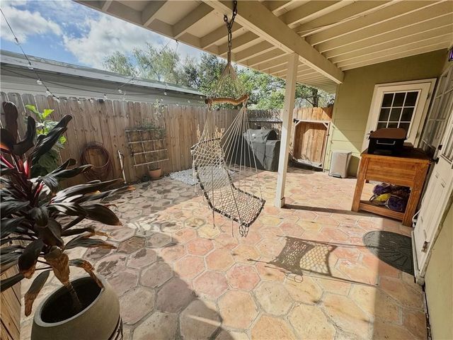 720 Santa Dolores, Kingsville, TX 78363