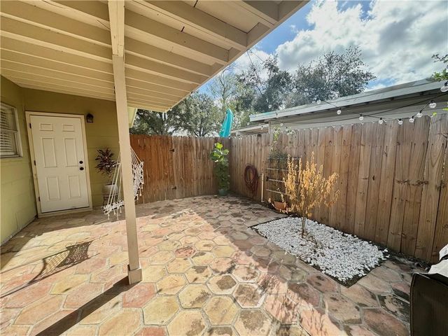 720 Santa Dolores, Kingsville, TX 78363