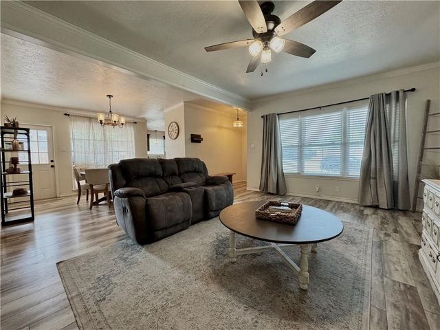 720 Santa Dolores, Kingsville, TX 78363