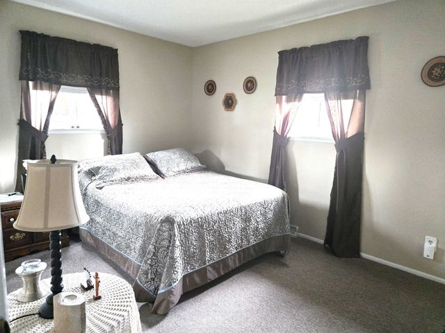 7845 Stafford Drive, Saginaw, MI 48609