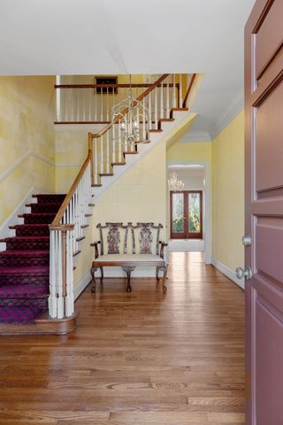 1099 E Gaines St, Lawrenceburg, TN 38464