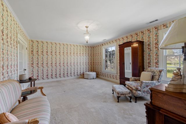 1099 E Gaines St, Lawrenceburg, TN 38464