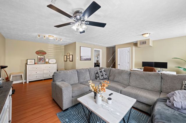 3262 Poplar Springs Rd, Ringgold, GA 30736