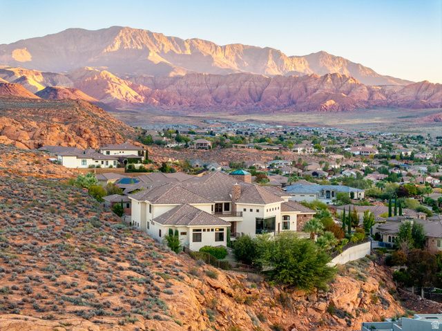 1445 W GRANDE CIR, Washington, UT 84780