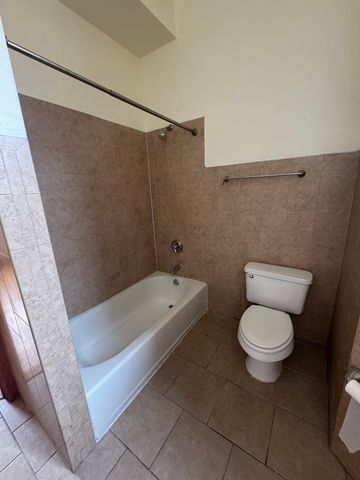 745 S California Avenue 2F, Chicago, IL 60612