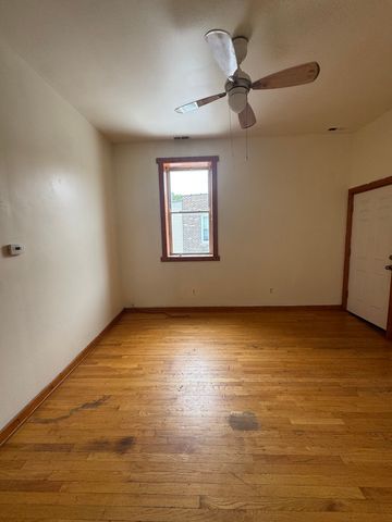 745 S California Avenue 2F, Chicago, IL 60612