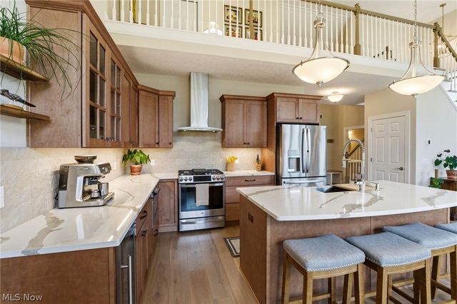31523 Pier East, Avon Lake, OH 44012