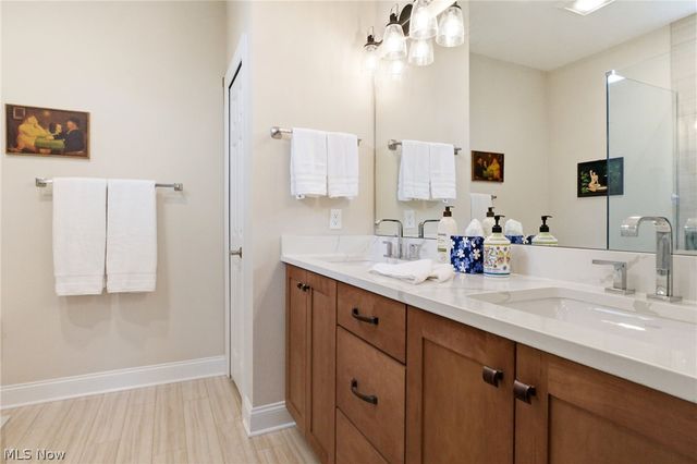 31523 Pier East, Avon Lake, OH 44012