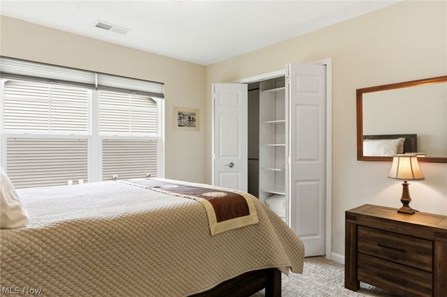 31523 Pier East, Avon Lake, OH 44012