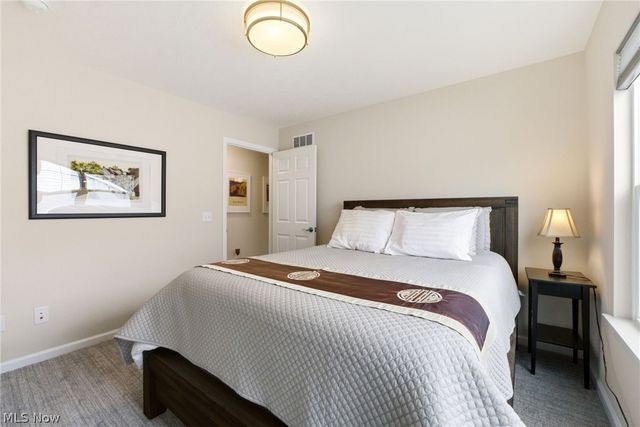 31523 Pier East, Avon Lake, OH 44012