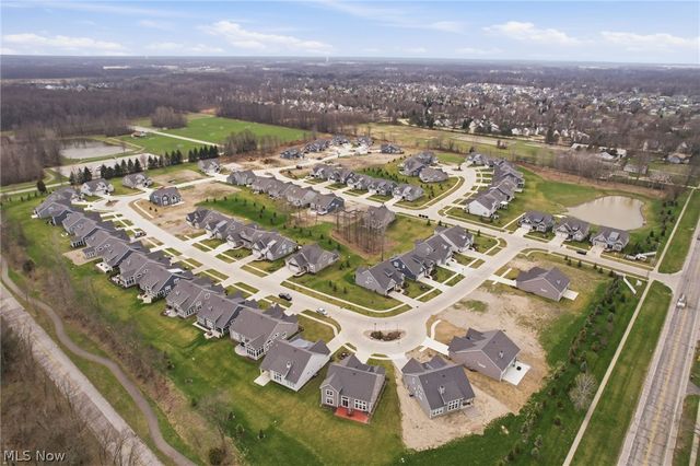 31523 Pier East, Avon Lake, OH 44012