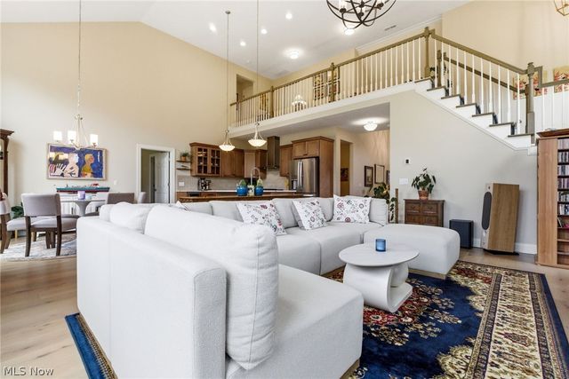 31523 Pier East, Avon Lake, OH 44012