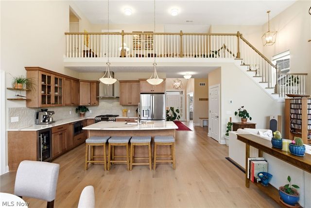 31523 Pier East, Avon Lake, OH 44012
