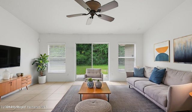 57 Pine Drive, Homosassa, FL 34446