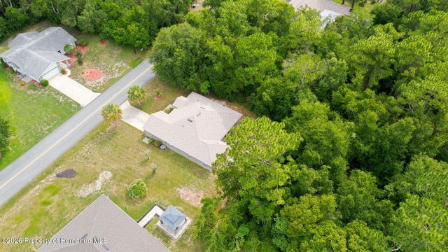 57 Pine Drive, Homosassa, FL 34446