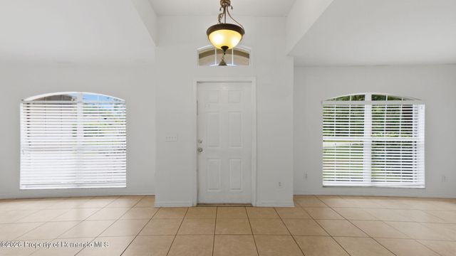 57 Pine Drive, Homosassa, FL 34446