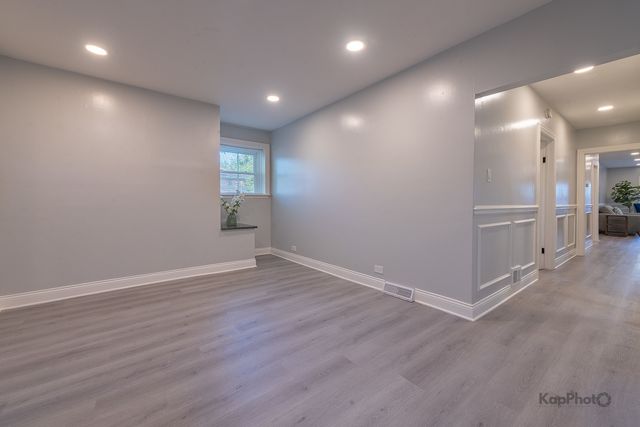 6259 W Peterson Avenue, Chicago, IL 60646