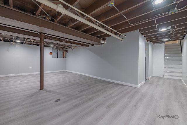 6259 W Peterson Avenue, Chicago, IL 60646