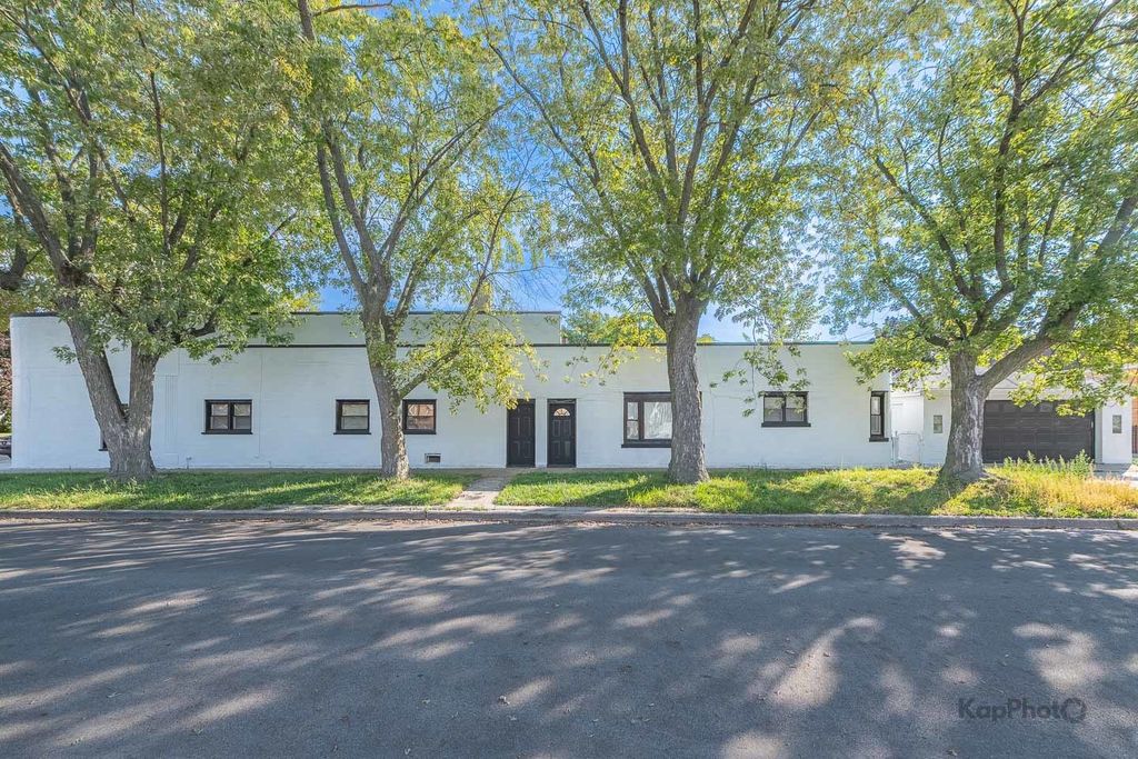 6259 W Peterson Avenue, Chicago, IL 60646