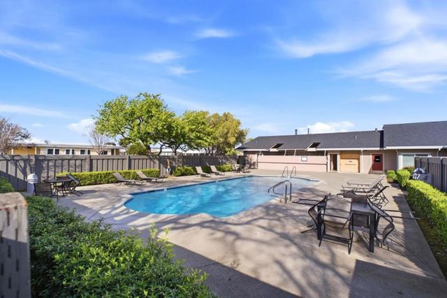 286 Santa Susana, San Leandro, CA 94579