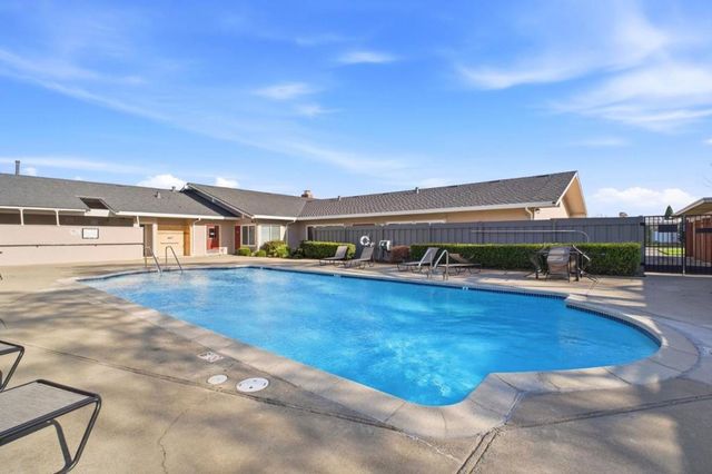 286 Santa Susana, San Leandro, CA 94579