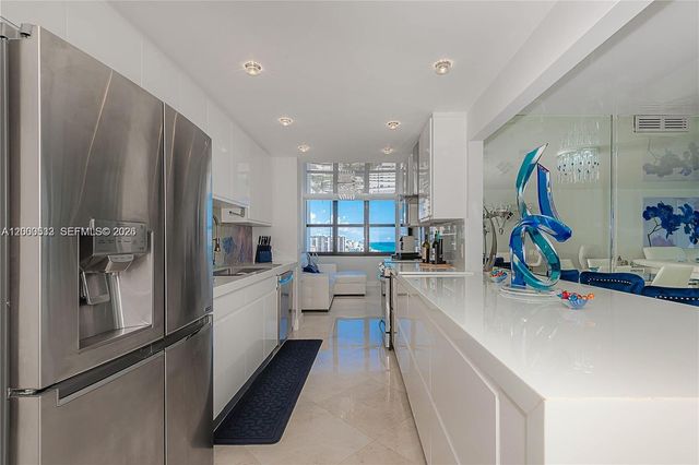 2301 S Ocean Dr 2003, Hollywood, FL 33019