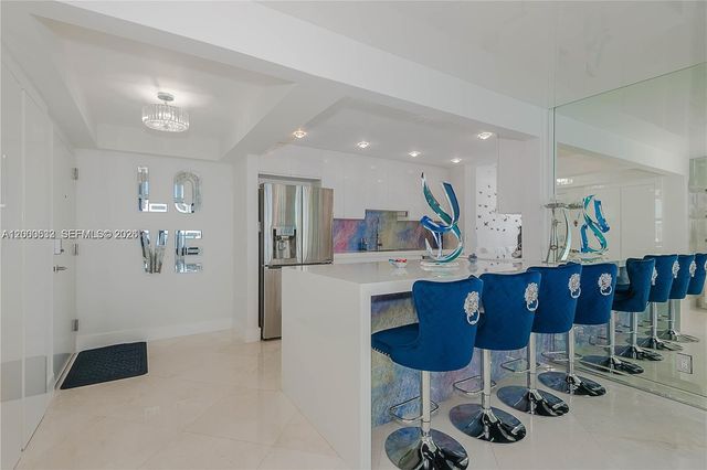 2301 S Ocean Dr 2003, Hollywood, FL 33019
