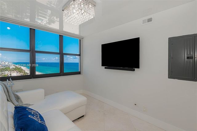 2301 S Ocean Dr 2003, Hollywood, FL 33019