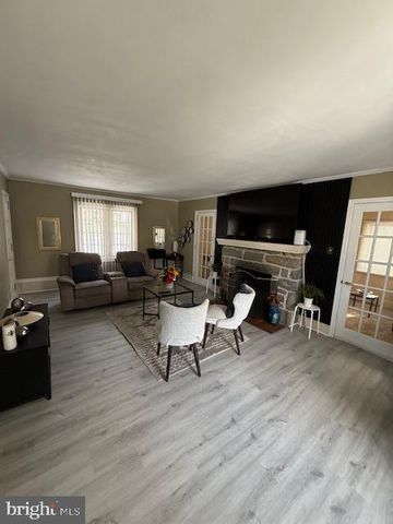 1009 WILDE AVE, Drexel Hill, PA 19026