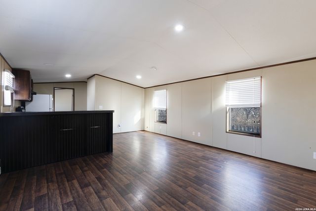 869 & 873 County Road 773, Devine, TX 78016