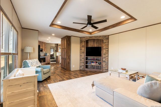 869 & 873 County Road 773, Devine, TX 78016