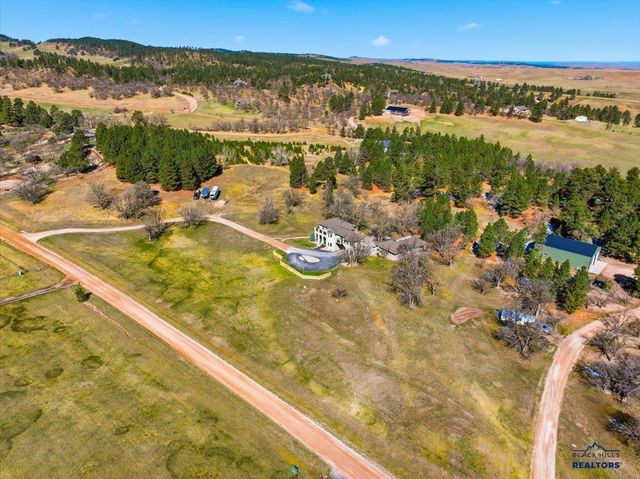 12312 STAMPEDE RD, Whitewood, SD 57779