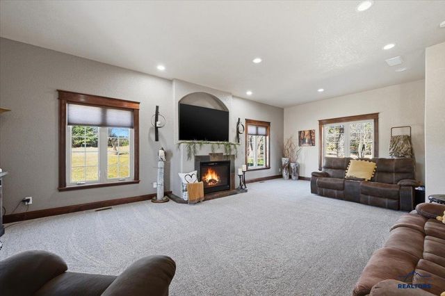 12312 STAMPEDE RD, Whitewood, SD 57779