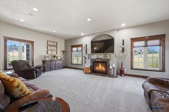 12312 STAMPEDE RD, Whitewood, SD 57779