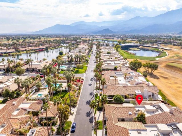 54877 Inverness Way, La Quinta, CA 92253