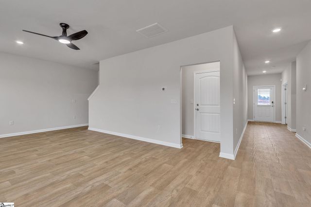 609 Silver Fir Street, Piedmont, SC 29673