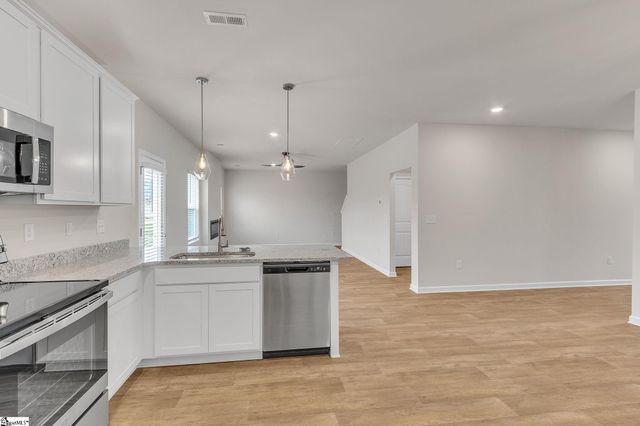 609 Silver Fir Street, Piedmont, SC 29673