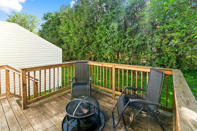 15 Barbara Lane, Winooski, VT 05404