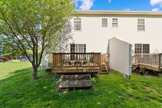 15 Barbara Lane, Winooski, VT 05404